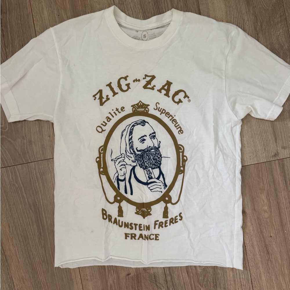White Zig-Zag Graphic T-Shirt